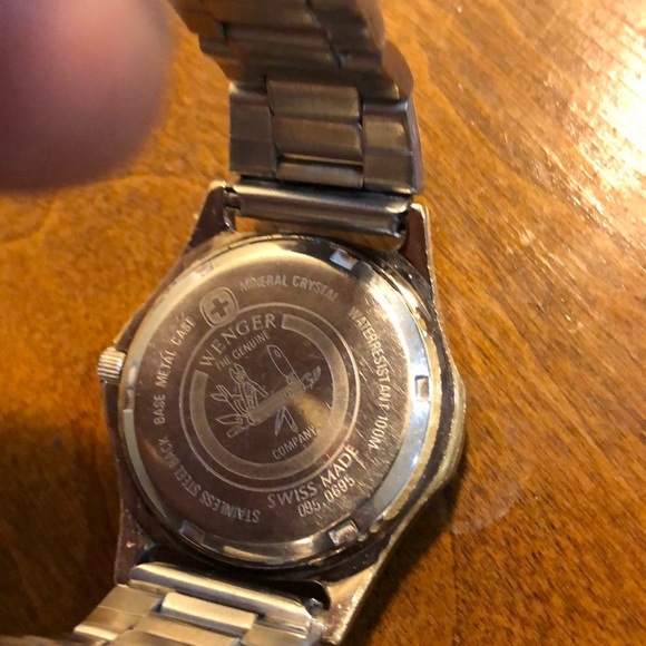 WENGER SAK edition watch - Picture 2 of 4
